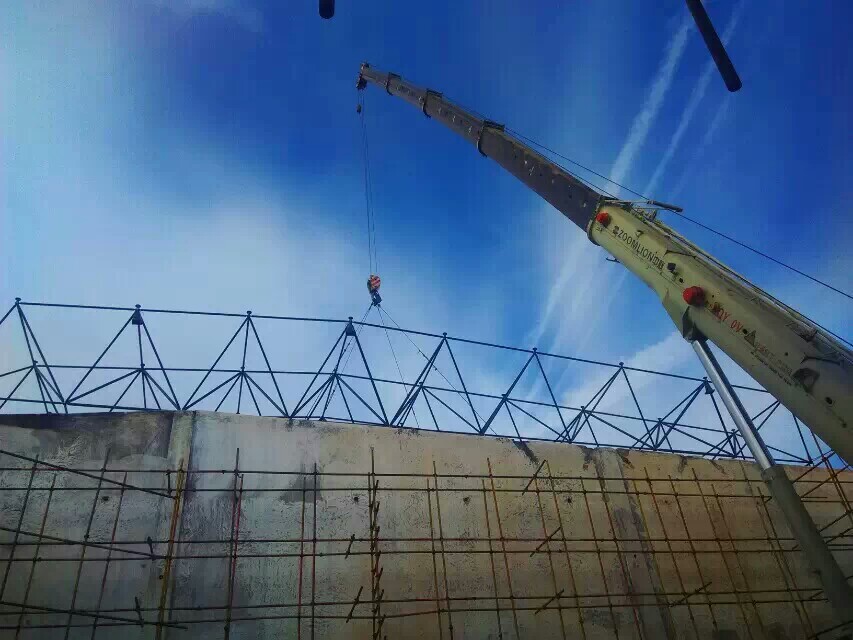 新郑食堂网架结构工程